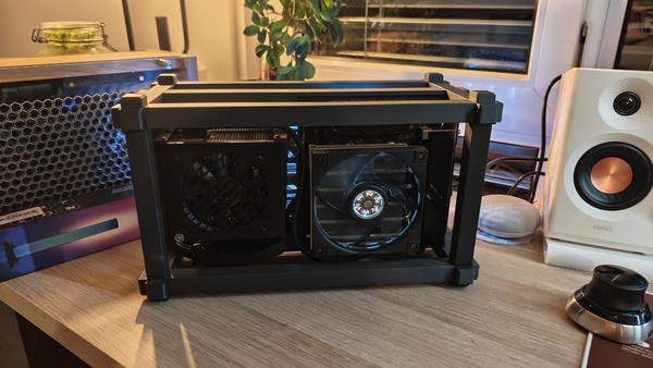 CLICK rear: PSU and CPU cooler