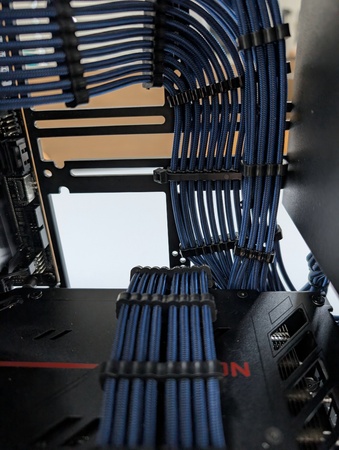 Hand sleeving in blue – every cable combed individually
