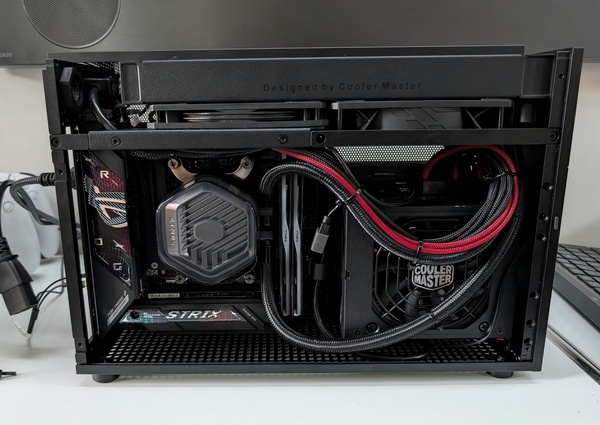 Aufbauphase im NCASE T1 – AIO und Verkabelung