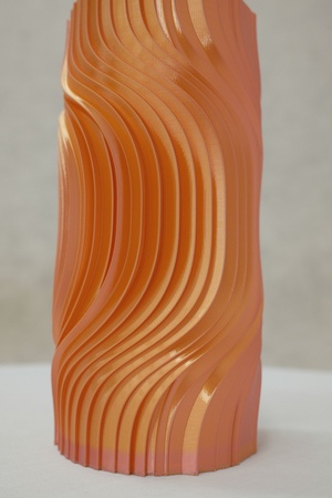 Wellenvase in Orange